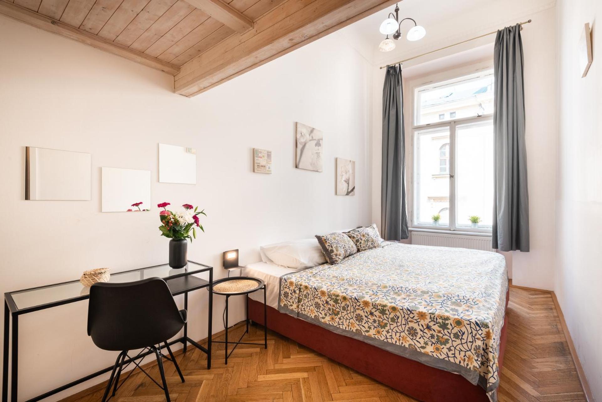 Apartment Hybernska By Pragueforyou *